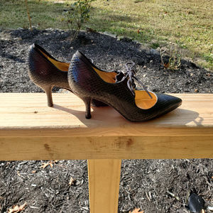 DKNY Black Snakeskin Texture Pumps